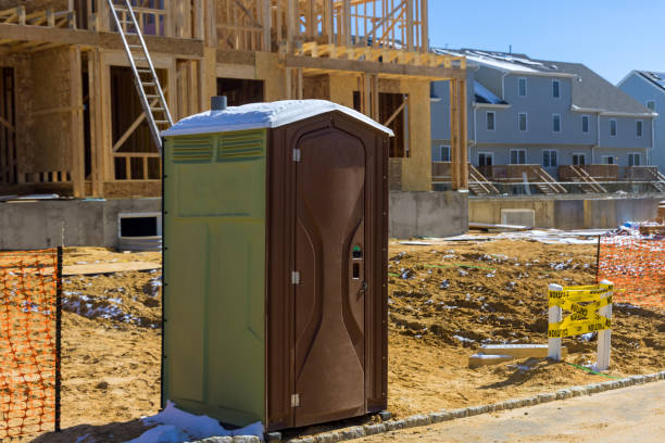 Portable Toilet Options We Offer in Fostoria, OH