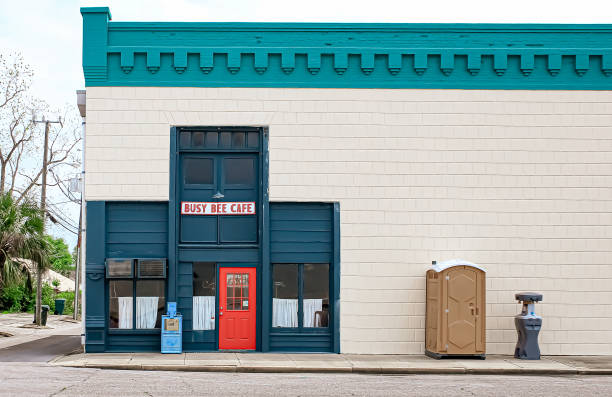 Best Porta potty rental near me  in Fostoria, OH